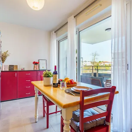 Liliak By Interhome