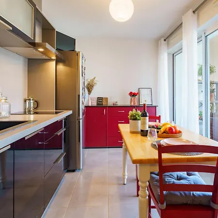 Liliak By Interhome *